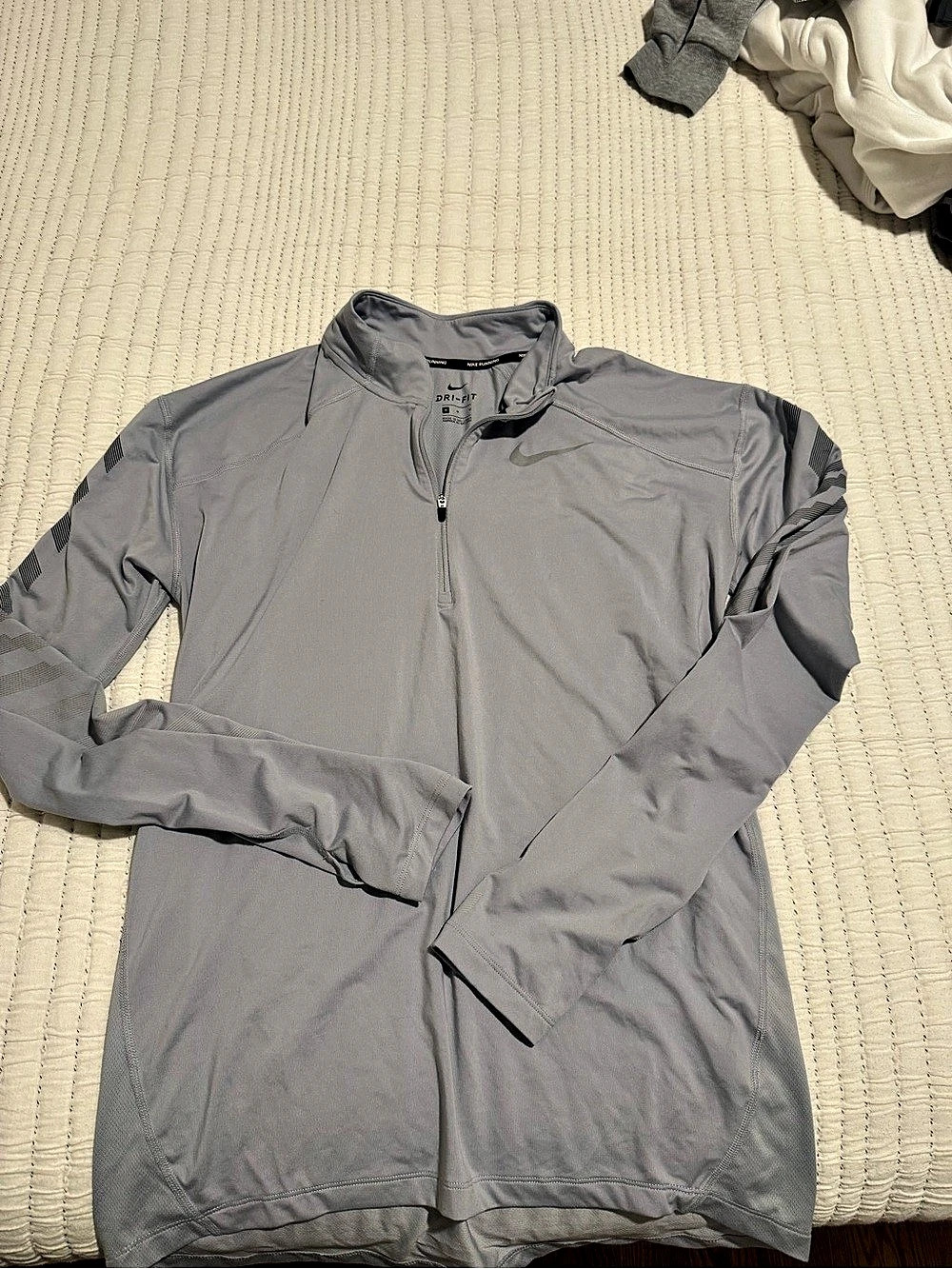 Nike Swift Dri-FIT UV 1/4-Zip Running Top Gray Size Medium